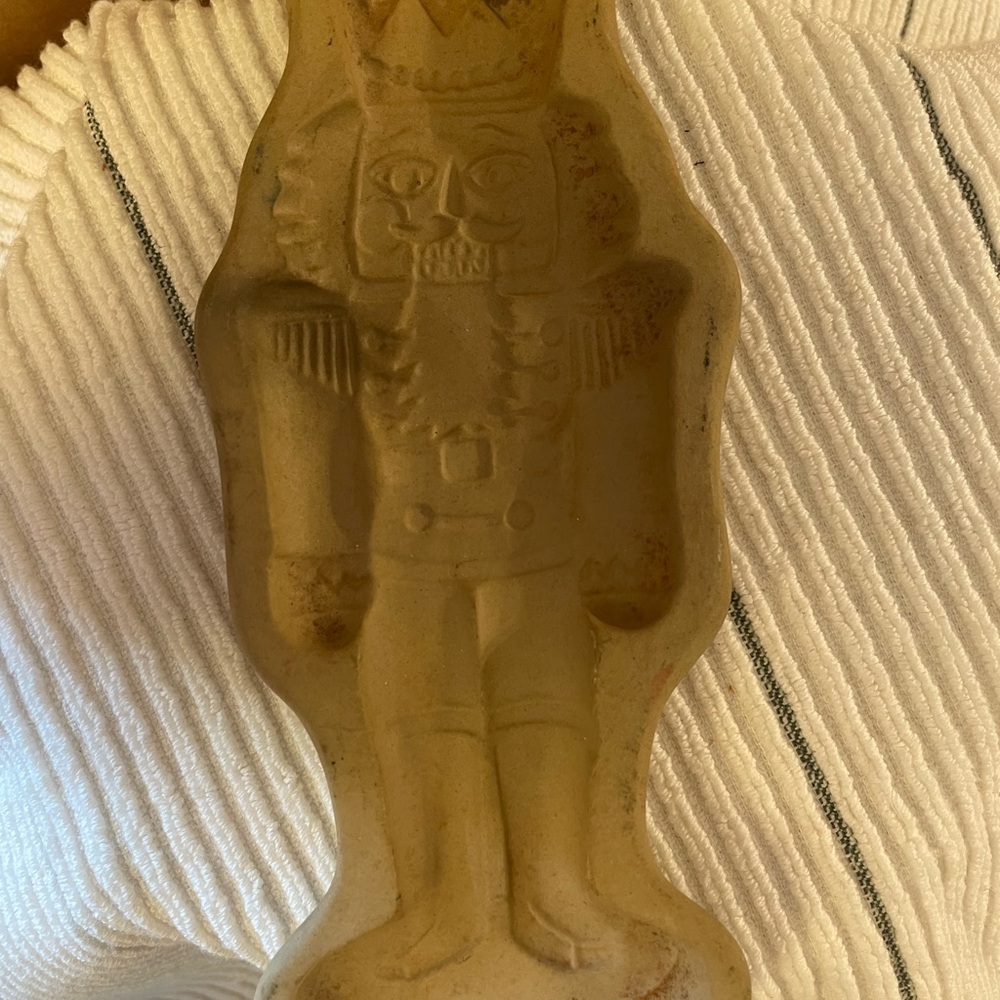 Brown Bag Cookie mode nutcracker
